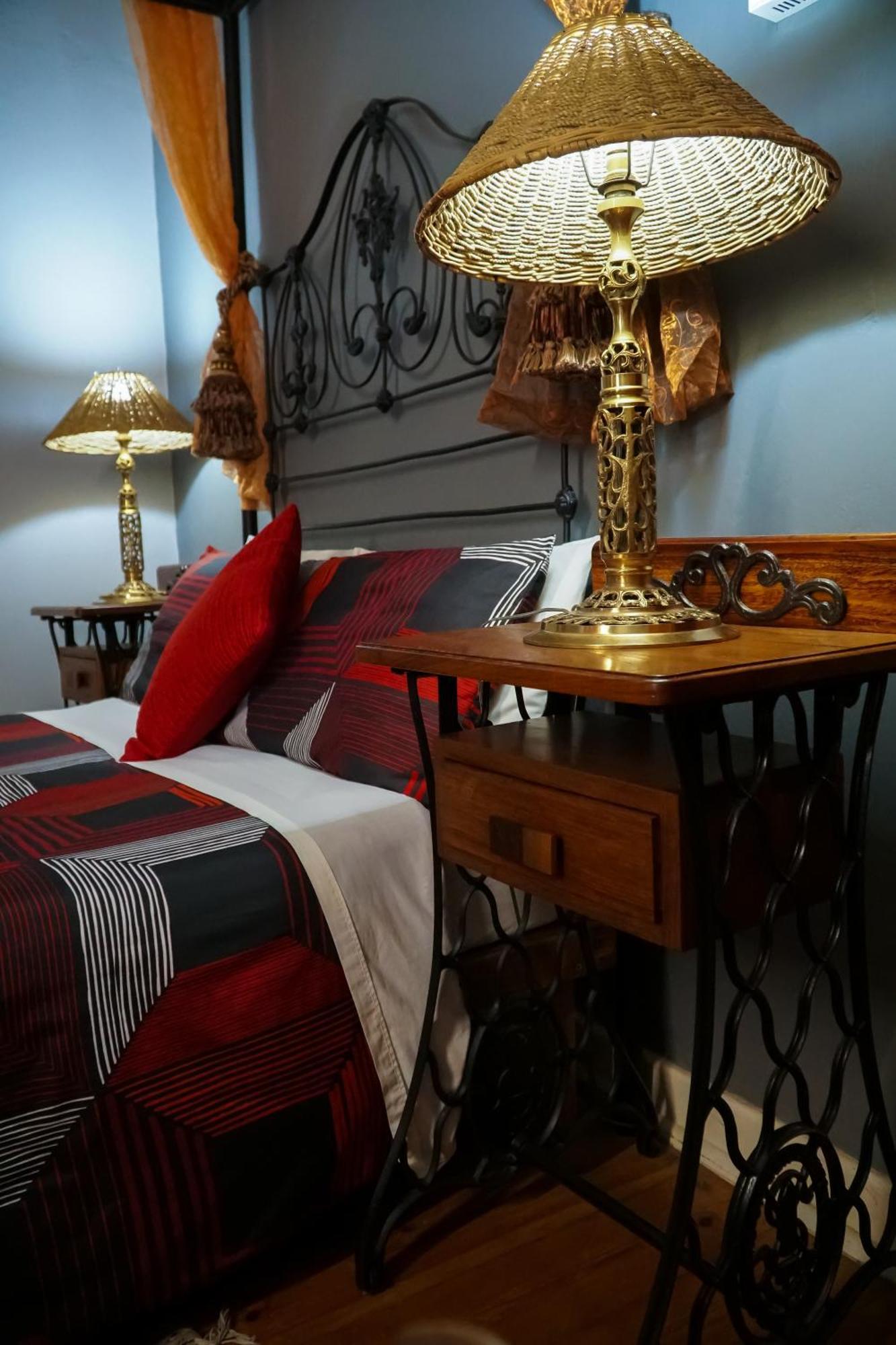 Outentique Accommodation Oudtshoorn Buitenkant foto