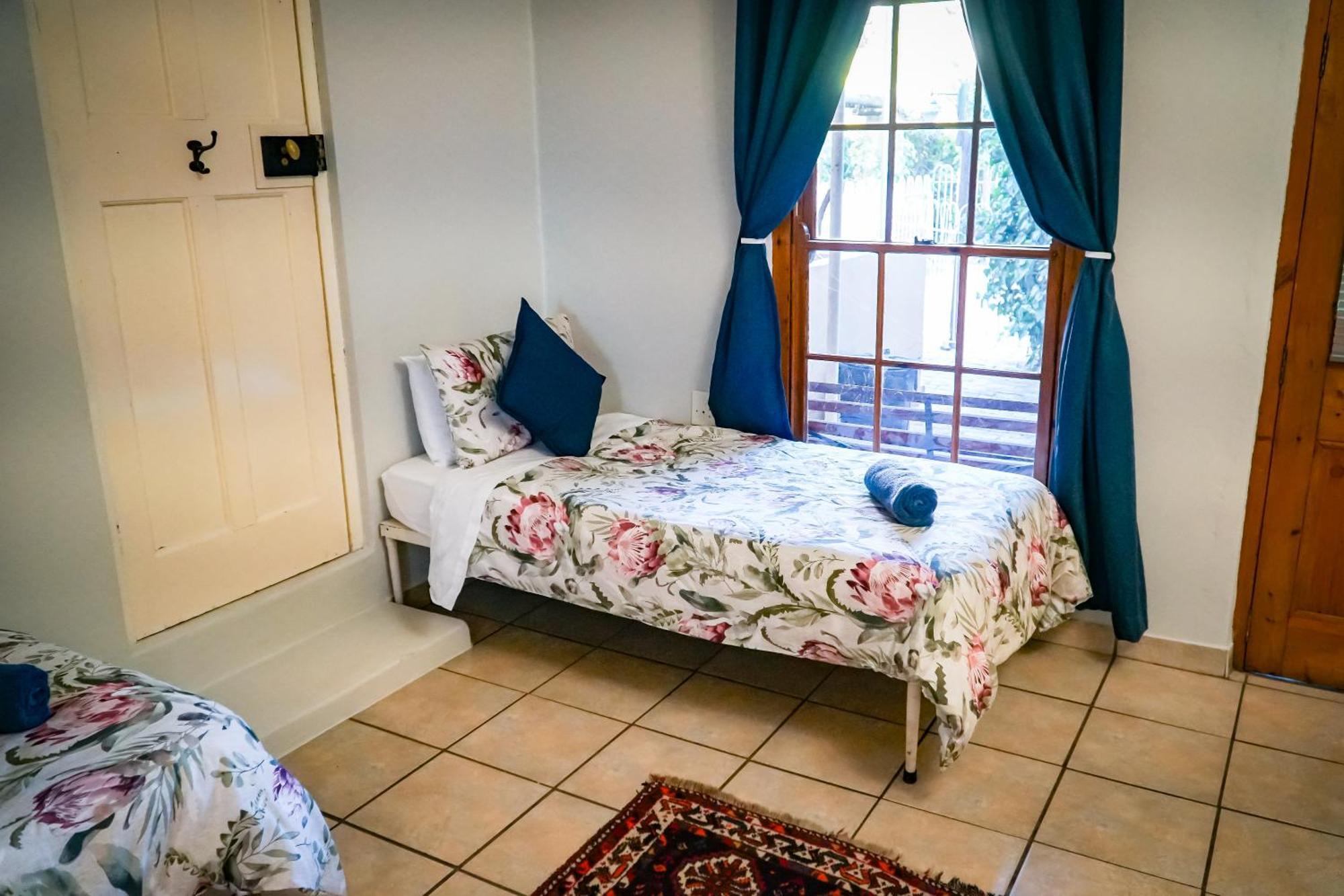 Outentique Accommodation Oudtshoorn Kamer foto